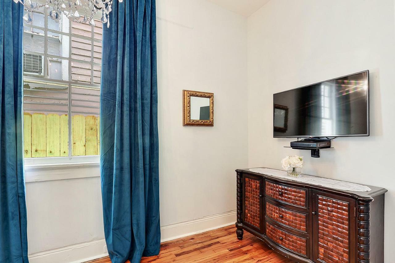Elegant Renovated House With Relaxing Courtyard Villa New Orleans Exterior photo